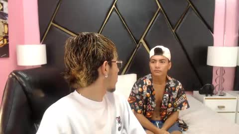 Snapshot of juan_saul1 chatting on 04.23.26 juan_saul1 online show from 04.23.26