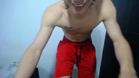 Snapshot of juan_stevan chatting on 02.05.25 juan stevan online show from 02.05.25
