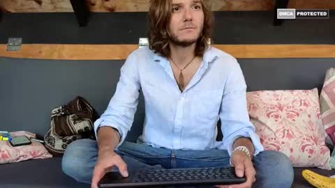 Juana1hin online show from 12.21.25