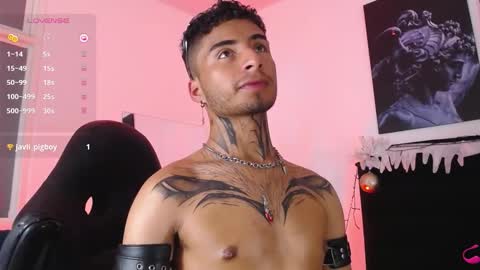 Snapshot of juancamilo66_ chatting on 12.28.24 juancamilo66_ online show from 12.28.24