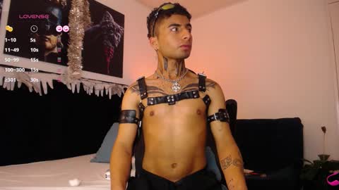 Snapshot of juancamilo66_ chatting on 01.03.25 juancamilo66_ online show from 01.03.25