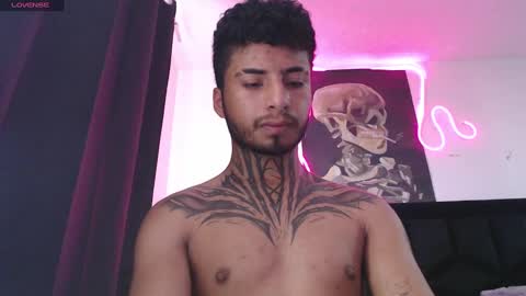 Snapshot of juancamilo66_ chatting on 09.18.25 juancamilo66_ online show from 09.18.25