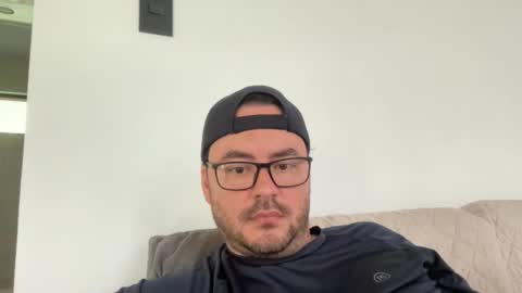 juanchom online show from 10.22.25