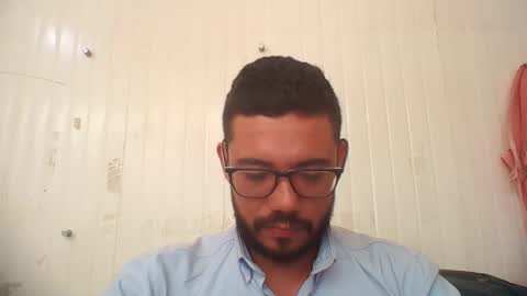 Snapshot of juanfe_style chatting on 10.24.25 juanfe_style online show from 10.24.25