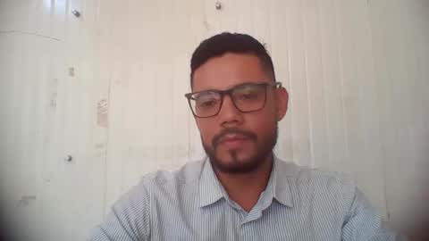 Snapshot of juanfe_style chatting on 11.26.25 juanfe_style online show from 11.26.25