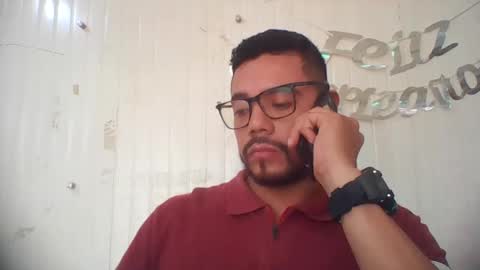 Snapshot of juanfe_style chatting on 12.15.25 juanfe_style online show from 12.15.25