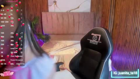 JUANITA online show from 01.17.26