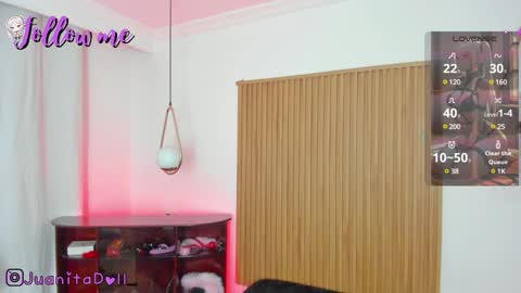 Juanita online show from 01.10.25