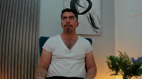 Snapshot of juank_fit45 chatting on 05.17.26 Juan k online show from 05.17.26