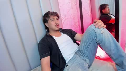 JUAN  online show from 03.15.26