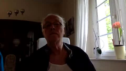 juergener342205 online show from 05.04.26