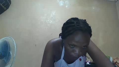 juice_petite3 online show from 02.24.25