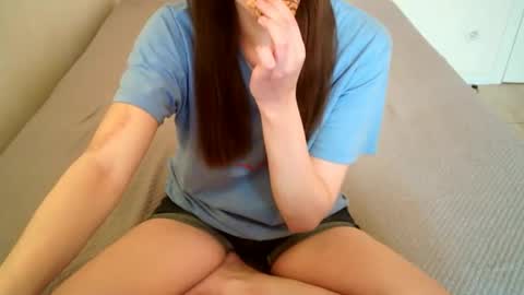 JuiceTalia online show from 11.02.25