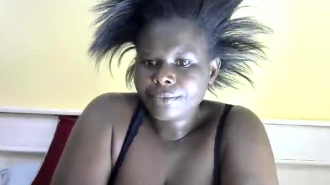 Snapshot of juicy576808 chatting on 12.20.24 zainabu online show from 12.20.24