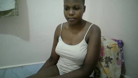 juicy_bella2 online show from 09.28.25