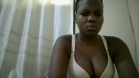 juicy_bella2 online show from 10.23.25