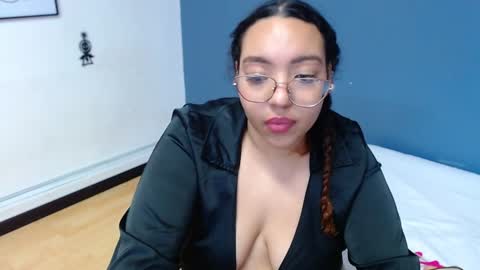 juicy_bignipples18 online show from 12.14.24