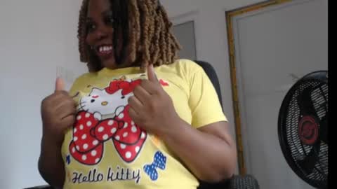 Snapshot of juicy_gold22 chatting on 05.30.26 Mariagold online show from 05.30.26