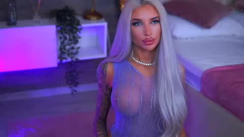 Snapshot of juicy_jessye chatting on 04.30.26 Jessye online show from 04.30.26