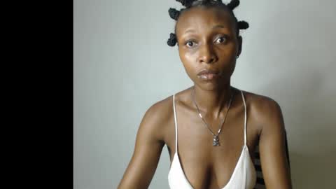 Snapshot of juicy_pinkpussy564197 chatting on 02.20.26 olivia online show from 02.20.26