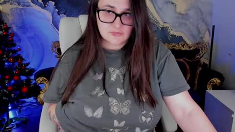 Snapshot of juicyberryy chatting on 01.03.25 Milana online show from 01.03.25