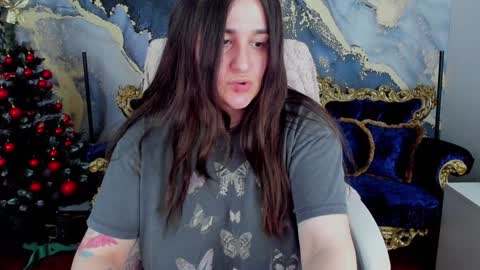 Snapshot of juicyberryy chatting on 01.05.25 Milana online show from 01.05.25