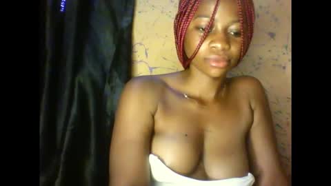 juicypiexx online show from 12.21.25