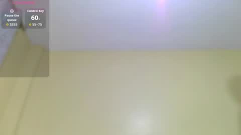Snapshot of juicyqueen_xo chatting on 07.19.26 Juicy Bumbum online show from 07.19.26