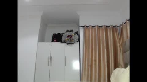 juicyxxxboobs online show from 09.10.25