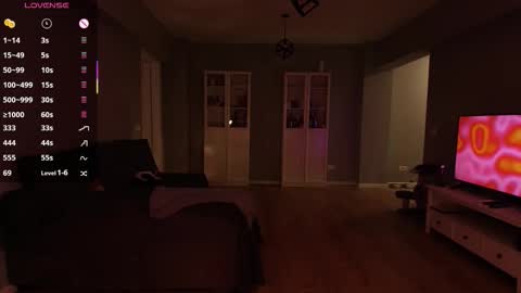 Juicy online show from 10.23.25