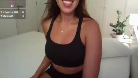 Snapshot of jujubaeu chatting on 06.17.26 Juju online show from 06.17.26
