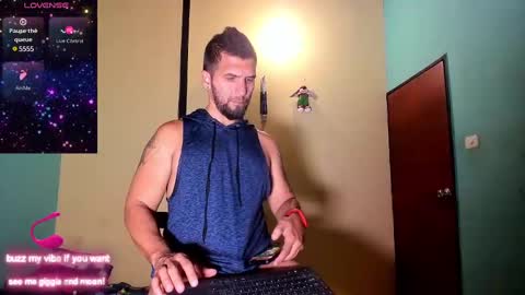 Snapshot of juleslatin122 chatting on 02.12.25 Jules online show from 02.12.25