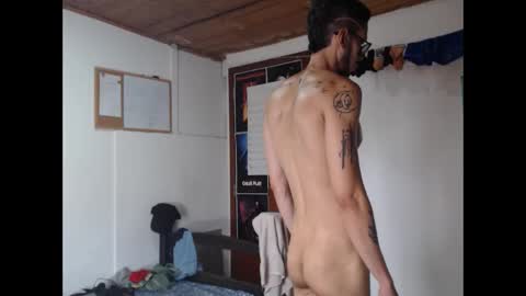 Snapshot of julfigo chatting on 05.05.26 Julfigo online show from 05.05.26