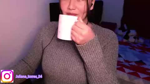  Juliana Torres  online show from 12.18.24