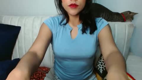 Snapshot of juli_love11 chatting on 12.04.24 JULIETA online show from 12.04.24