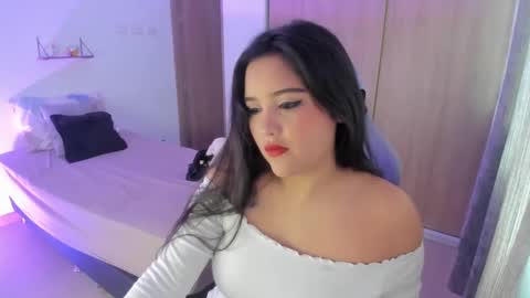 Snapshot of juli_santos_22 chatting on 01.03.25 juli_santos_22 online show from 01.03.25