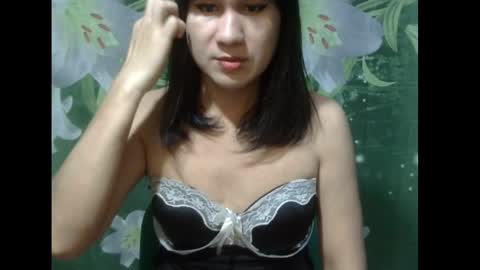 Snapshot of julia111987 chatting on 05.16.26 JULIA online show from 05.16.26
