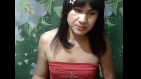 Snapshot of julia111987 chatting on 05.19.26 JULIA online show from 05.19.26