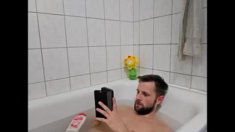 julia_official online show from 02.02.26