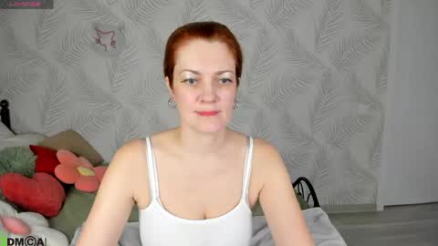 Snapshot of julia_suny chatting on 05.15.26 julia_suny online show from 05.15.26