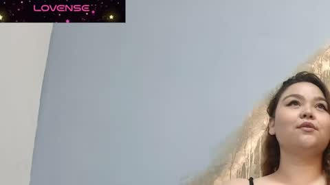 Juliana online show from 04.10.26