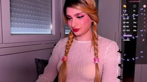 Snapshot of julia_sweetbaby chatting on 03.25.26 Julia online show from 03.25.26