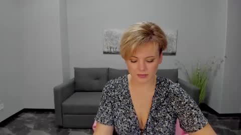 Julia online show from 01.28.25