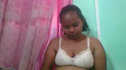 juliah02 online show from 01.24.25