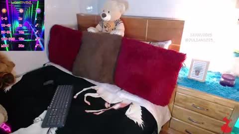 Julian online show from 02.13.25