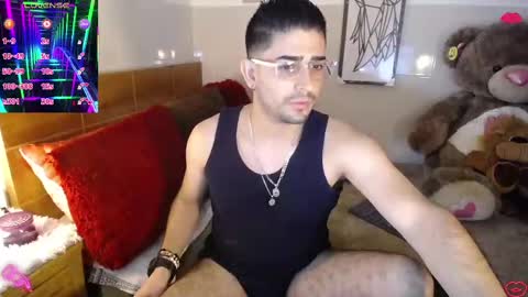 Julian online show from 03.05.25