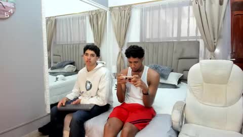 Snapshot of julian_billy chatting on 01.07.25 julian billy online show from 01.07.25