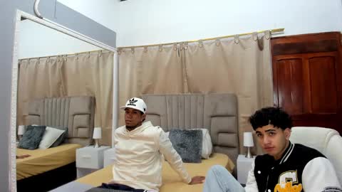 Snapshot of julian_billy chatting on 01.16.25 julian billy online show from 01.16.25