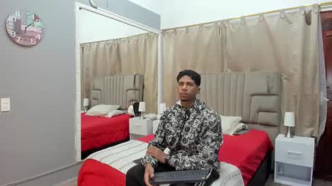 Snapshot of julian_billy chatting on 01.29.25 julian billy online show from 01.29.25