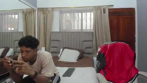 Snapshot of julian_billy chatting on 02.13.25 julian billy online show from 02.13.25